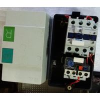 Контакторы-пускатели магнитные 3SC8 3210 Q7 в сборе с реле в коробке