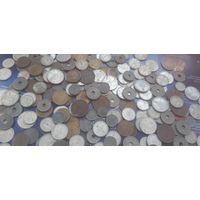 Монеты старой Япониидо 50 года, 200 шт!  Все Лоты с рубля!!