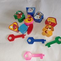 Ключи, ключики в домик сортер, детальки, кубики от сортера