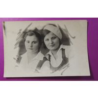 Фото "Подружки", 1940 г.