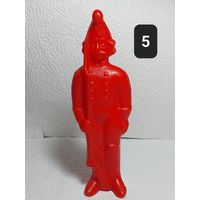 Ретро-игрушка "Солдат"(пластмасса)-СССР,70-е годы-No5(красный)