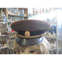 Фуражка советская офицерская повседневная 56 размера.
