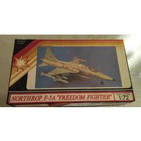 Модель самолёта NF-5A, масштаб 1:72.ГДР