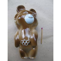 Статуэтка фарфоровая " Олимпийский Мишка " 13 см