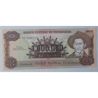 Никарагуа 1000 1985 года надпечатка 1000000 кордоба 1990 года UNC