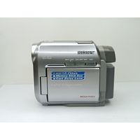 Видеокамера Sony DCR-HC40 Япония. MiniDV. Сенсорный экран. В комплекте СУМКА. С рубля