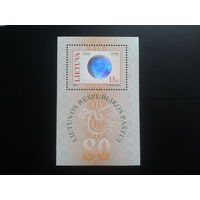 Литва, 1998, Эмблема Литовской почты**, блок, Mi-8,0 евро