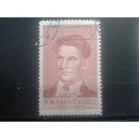 Чехословакия 1950 поэт Владимир Маяковский склеем Михель-1,5 евро гаш