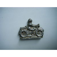 Мотоциклист 40-50е годы. Из СССР. Метал.