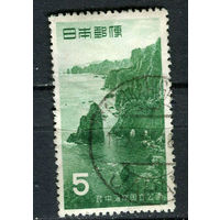 Япония - 1955 - Пейзаж 5Y - (есть тонкое место) - [Mi.644] - 1 марка. Гашеная.  (Лот 100EL)-T2P19