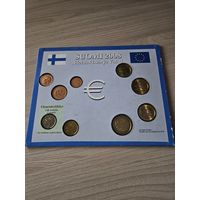 Финляндия  2008 год. 1, 2, 5, 10, 20, 50 евроцентов, 1, 2 евро и 2 цента в позолоте. Официальный набор монет в буклете.
