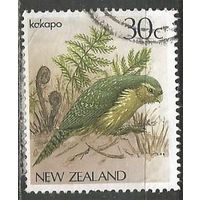 Новая Зеландия. Птицы. Кокапо. Нелетающий попугай. 1986г. Mi#962.