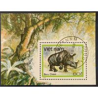 Вьетнам 1988 Носорог