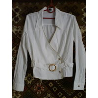Блуза пиджак с золотистой отделкой,46-48 р