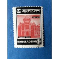 Марки Бангладеш. Здание эпохи британского владычества в Дакке. Стандартный выпуск.