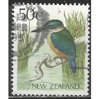 Новая Зеландия. Птицы. Священная альцеона. 1988г. Mi#1052.