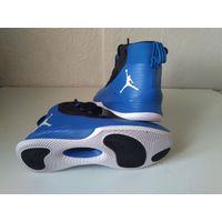 Баскетбольные кроссовки Jordan