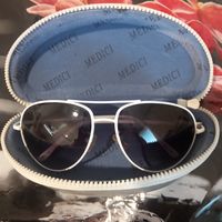 Стильные солнцезащитные очки Orsay в белой металлической оправе 39 руб. В хорошем состоянии, без дефектов
