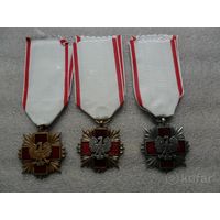 Почётный знак Польского Красного Креста P. C. K. 1.2.3 степень