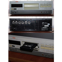 Fostex D-5 Digital Master Recorder (DAT)