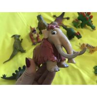 Игрушки динозавр динозаврики 26 штук