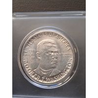 США, 1/2 доллара 1946  (Booker T. Washington)  UNC в капсуле, серебро