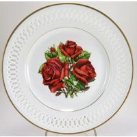 Фарфоровая тарелка серия Коллекция Двенадцать Роз Роза Миранди Bing & Grondahl Дания