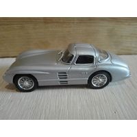 Винтаж.MERCFDES 300 SLR."BRUMM".Италия. 1/43.