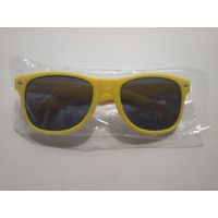 Солнцезащитные очки Лейс