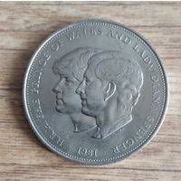 25 пенсов 1981 года Великобритания. Свадьба принца Чарльза и леди Дианы. Большая красивая монета!