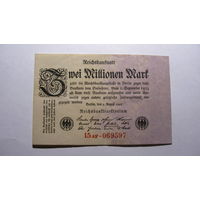 Германия Ro102a . 2 миллиона марок 1923 г. (6 цифр в номере. Серия перед номером - красный  цвет )
