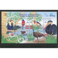 Индонезия. Фауна. Птицы. Блок