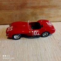 Винтаж.Модель FERRARI 250.Италия.1/43.