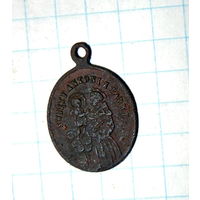 Католический медальон