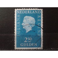 Нидерланды 1969  Королева Юлиана 2,5 гульдена