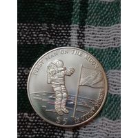 Либерия 5 долларов 2000 первый человек на Луне миссия Апполон