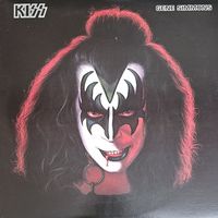 KISS. Gene Simmons (FIRST PRESSING)