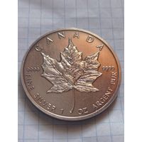 5 долларов 1988 года. Канада. Кленовый лист. Унция чистого серебра.