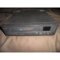 Видеомагнитофон DAEWOO model no:DVR-1989W.made in Korea.