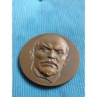 Медаль ЦК ВЛКСМ В И Ленин Имя и дело Ленина будет жить вечно