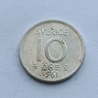 10 эре 1961 года Швеция. Серебро 400. Монета не чищена. 26