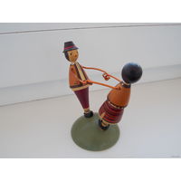 Сувенир СССР- танцующая пара, сувенир из дерева. танцующие куклы