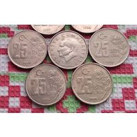 Турция 25 000 Лир. Толстые, красивые монеты.