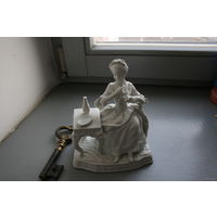 Статуэтка конец 19 века Глазурированный фарфор