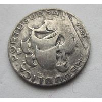 Португалия 2.5 эскудо 1944 серебро   .38-106