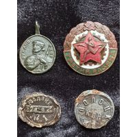 Сборный лот с медальоном