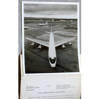 Рекламная фотография с авиасалона - самолёт Douglas DC-8 Super 70s Ле Бурже 1983 год ( черно-белая реальная фотография  )