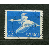 Иллюстрация из книги "Чудесное путешествие Нильса с дикими гусями". Швеция. 1971. Полная серия 1 марка