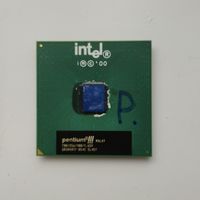 Процессор Intel Pentium III SL45Y.