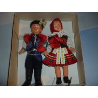Парочка Куклы В Национальном Костюме Чехословакия В Родной Упаковке